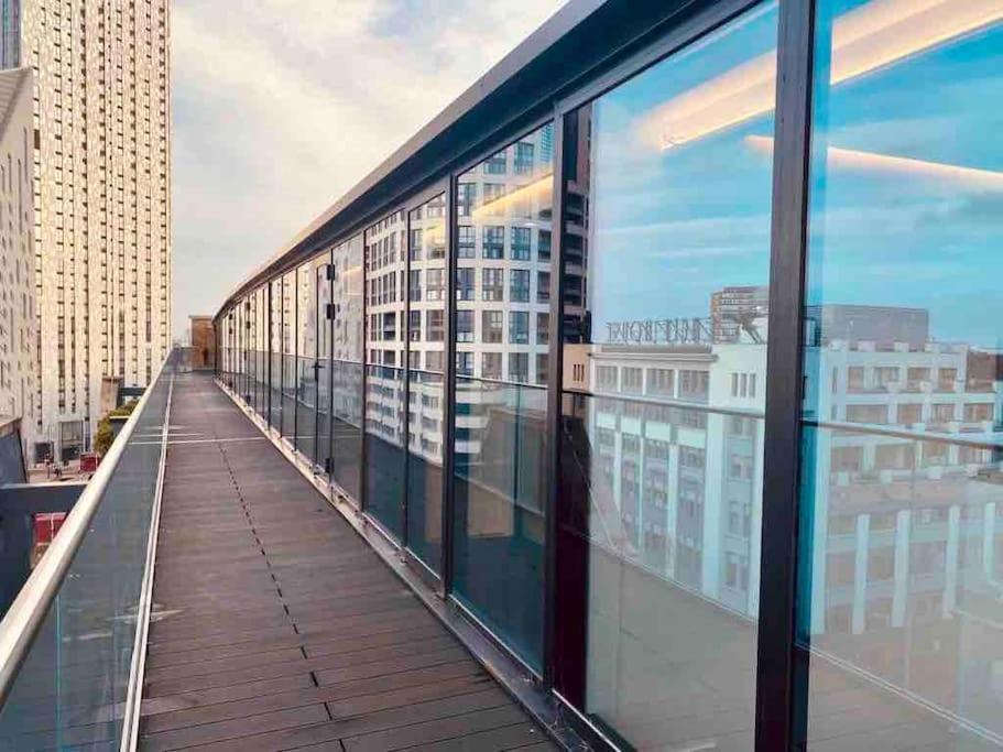 Large 3 Bed 3 Bathrooms Penthouse With Terrace And City Views In Londres Extérieur photo